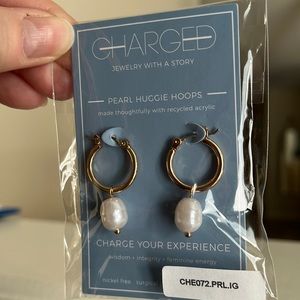 2 pairs of earrings in 1. Gold hoop pierced earrings with Removable pearl. NIB.